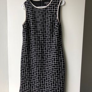 Vince Camuto B&W Graphic Print Dress